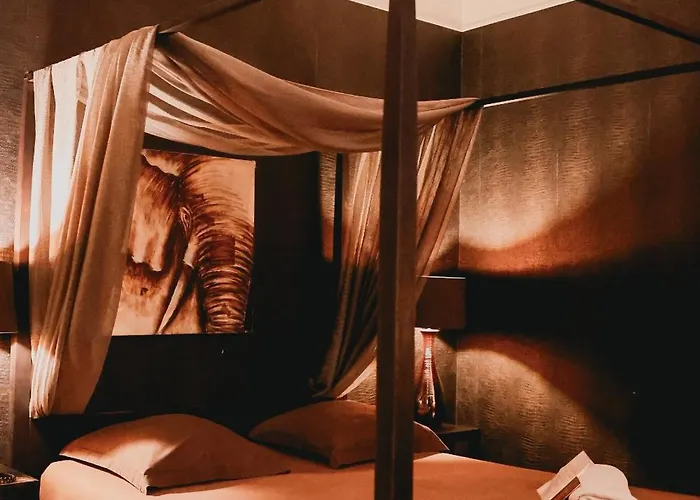 O Secret Hotel miłości