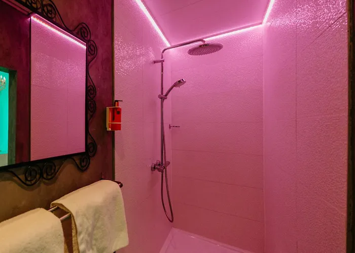 O Secret Hotel miłości